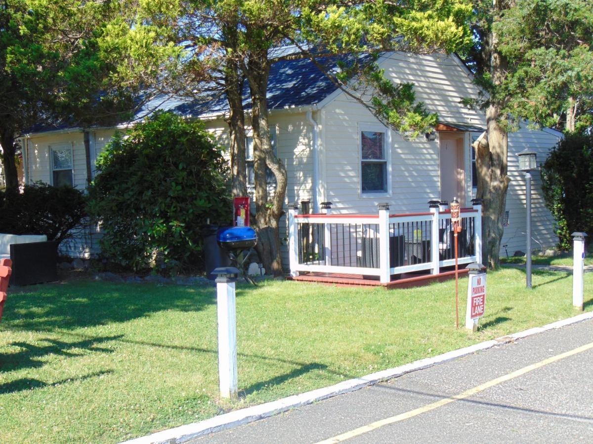 Bay Watch Hotel And Marina Hampton Bays Bagian luar foto