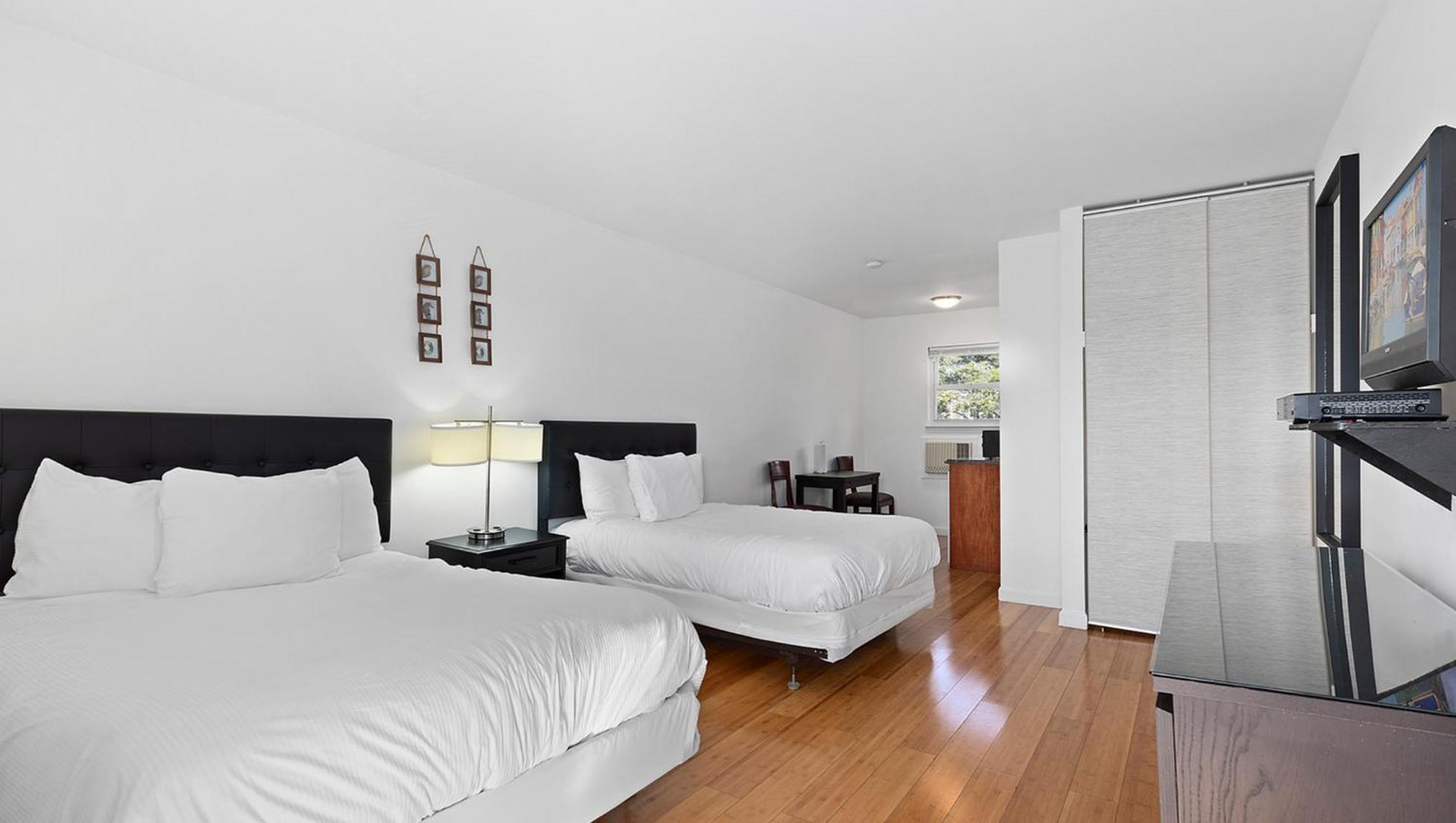 Bay Watch Hotel And Marina Hampton Bays Bagian luar foto