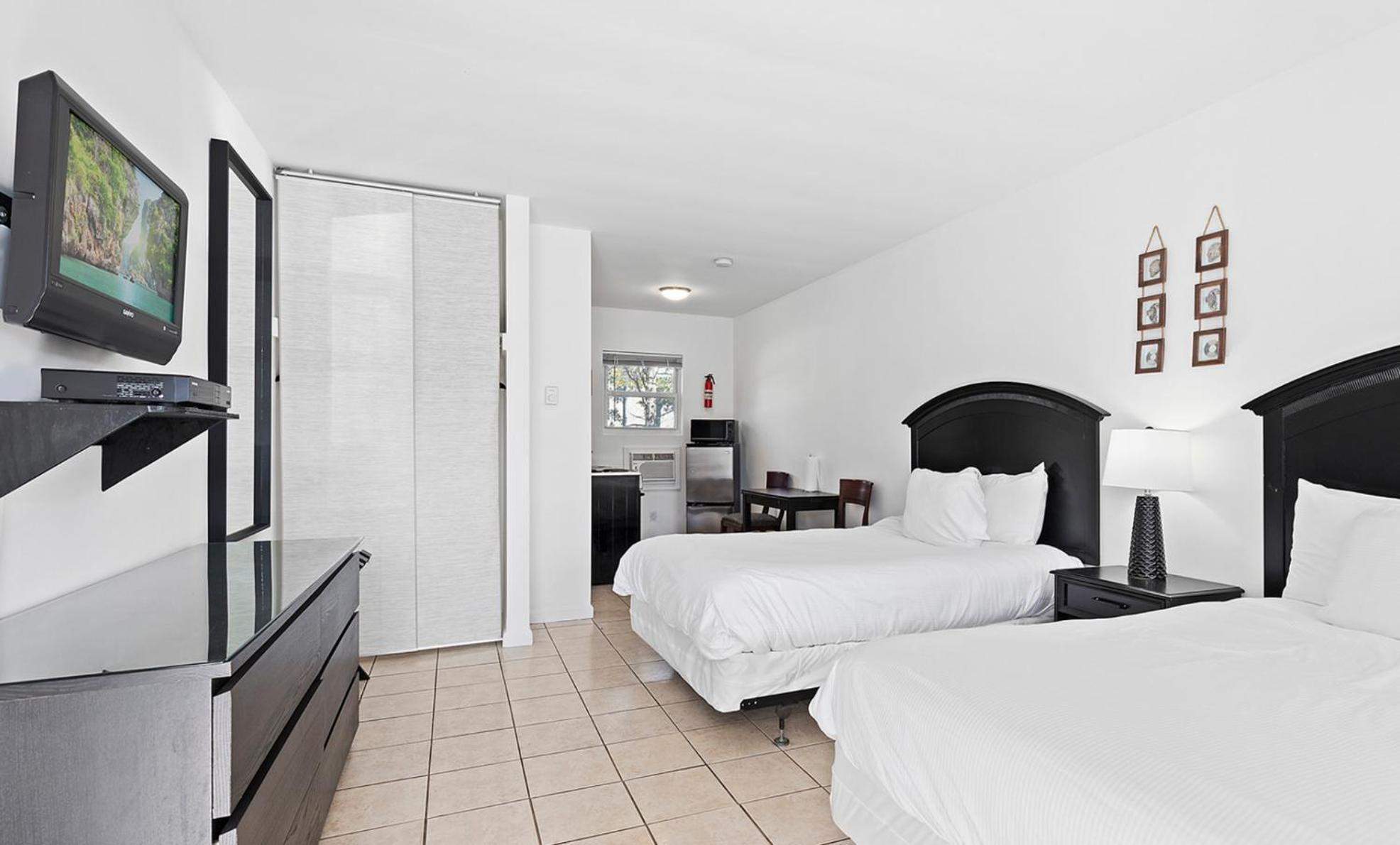 Bay Watch Hotel And Marina Hampton Bays Bagian luar foto